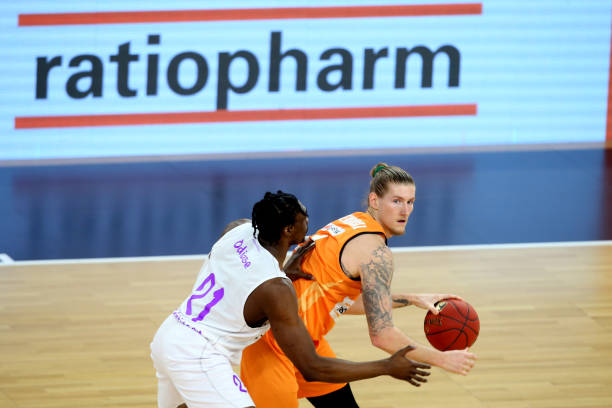 赛向来不乏 赛向来不乏